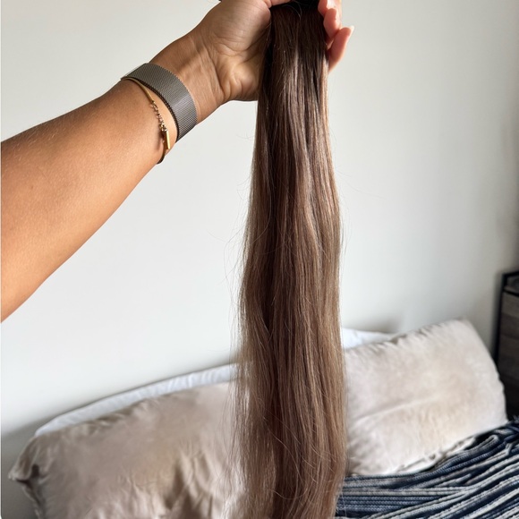 Ash Brown 100% Remy Hair Extensions - Picture 2 of 6